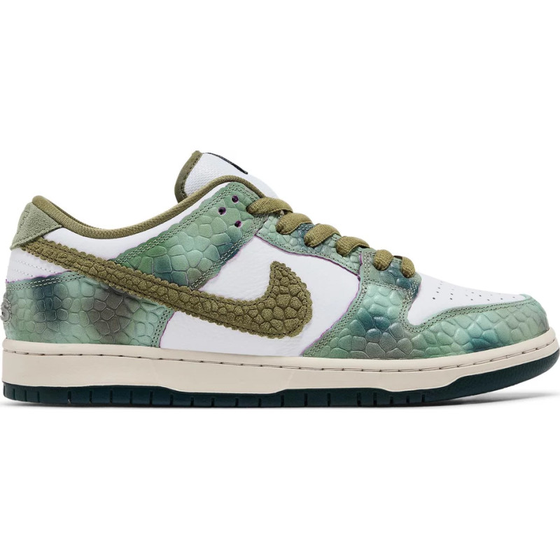 NIKE SB SHOES DUNK LOW - ALEXIS SABLONE